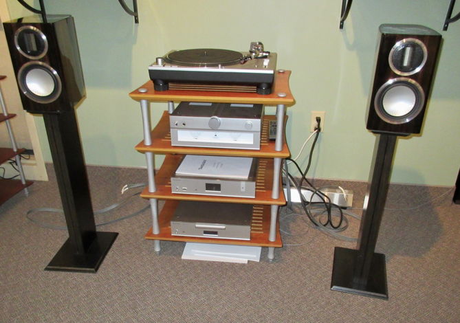 Monitor Audio Gold 50 Stand Mount Speakers