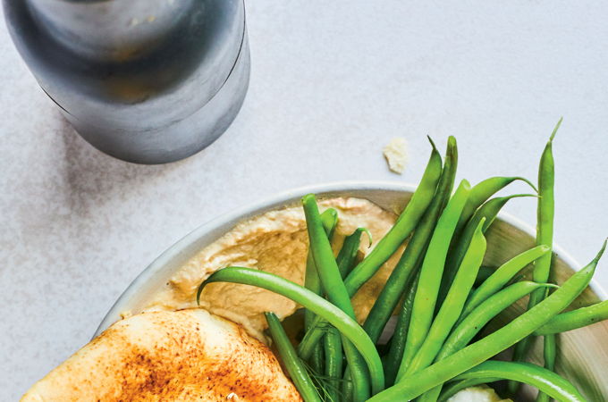Lunch Bowl with Egg, Vegetables, Hummus and Toasted Pita