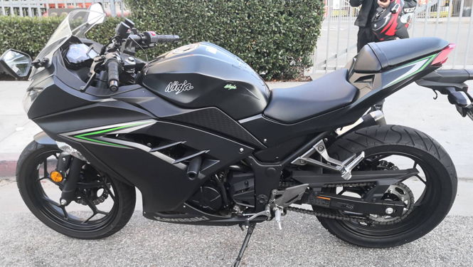 Riders Share Find The Perfect Kawasaki Motorcycle Rental In Los Angeles Ca