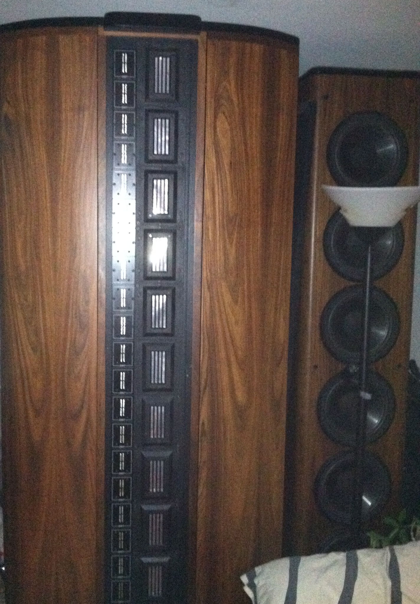 Infinity irs 5 speakers best sale for sale