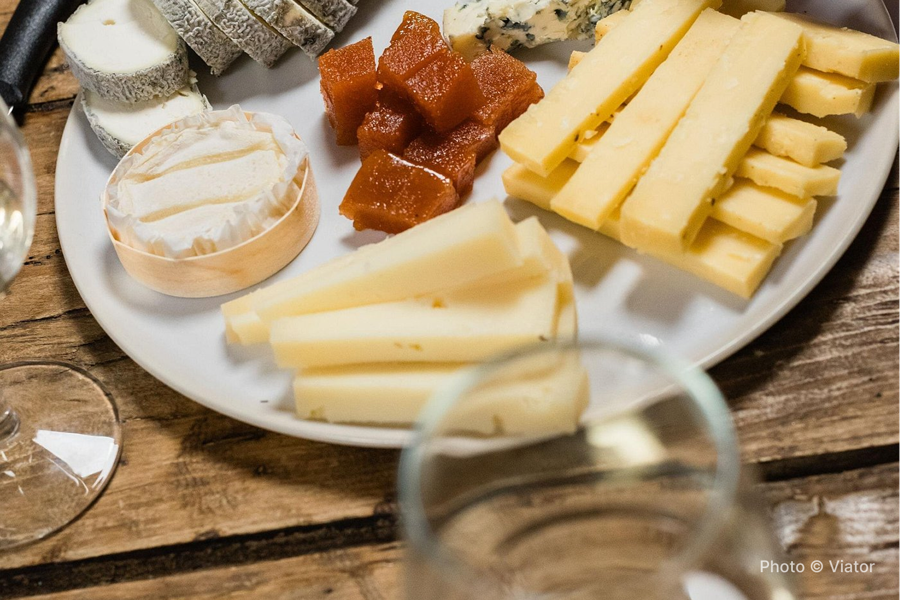 Eating Paris: Saint Germain Food & Wine Tour - photo 2