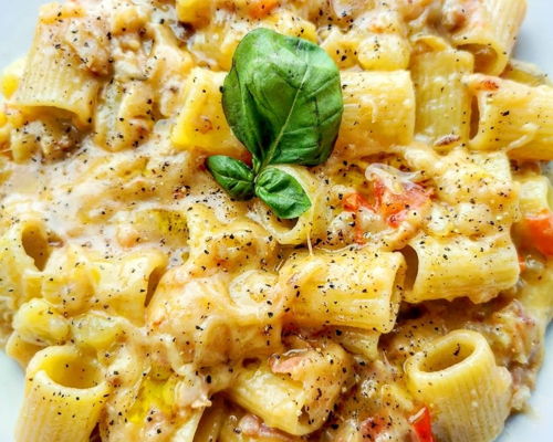 Food experiences Naples: Revisiting Neapolitan Traditions