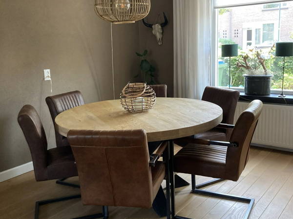 Tafels op maat, klantproject Houtenmeubelshop