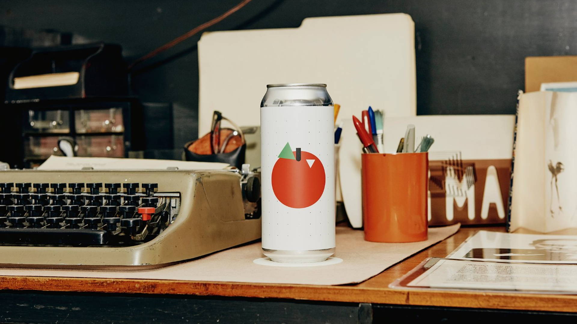 Featured image for We Love This Adorable Minimalistic Cider Packaging