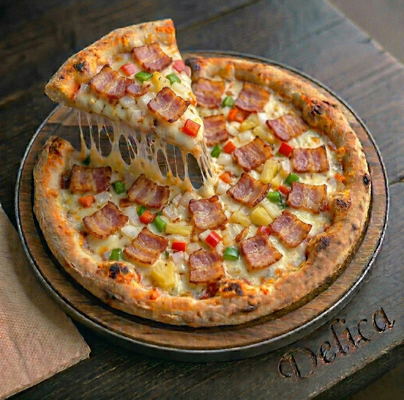 Pizza thịt nguội xông khói