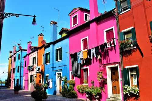 Онлайн-экскурсия «Яркие краски Венеции — колоритный остров Бурано»