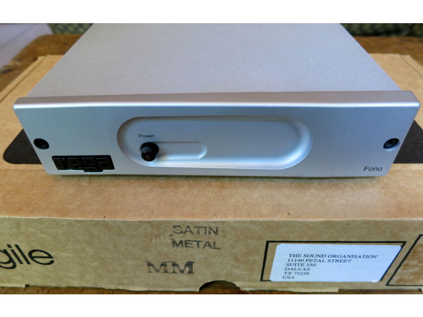 REGA FONO MM SATIN METAL HEADPHONE AMPLIFIER PHONO AMP IN BOX (NOT HEADPHONE, OOOPS)