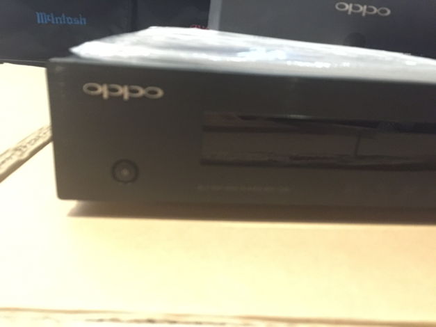 OPPO BDP-103D Mint-Used less then 10 Movies