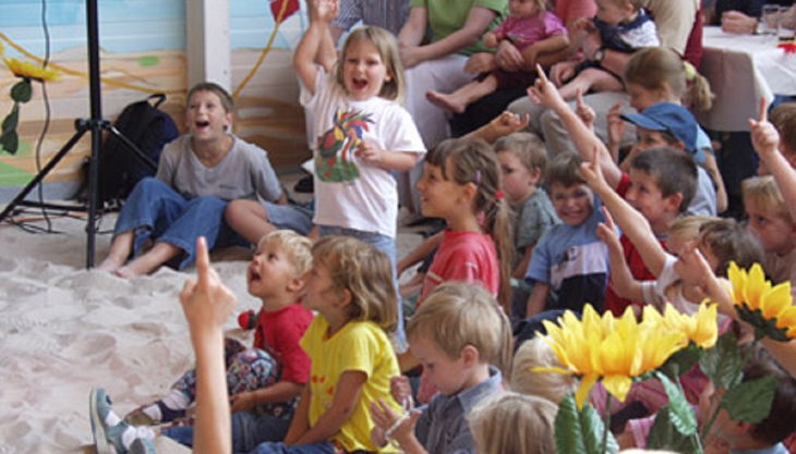 magic thomas zauberer publikum