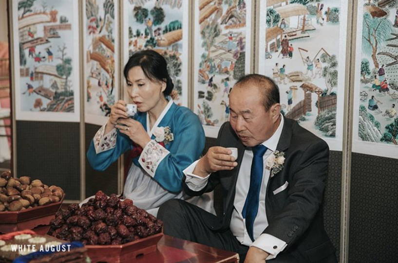 KOREAN TRADITIONAL PAEBAEK TEA CEREMONY PARENTS