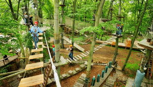 abenteuerpark potsdam spannende abenteuer auf vielen ebenen