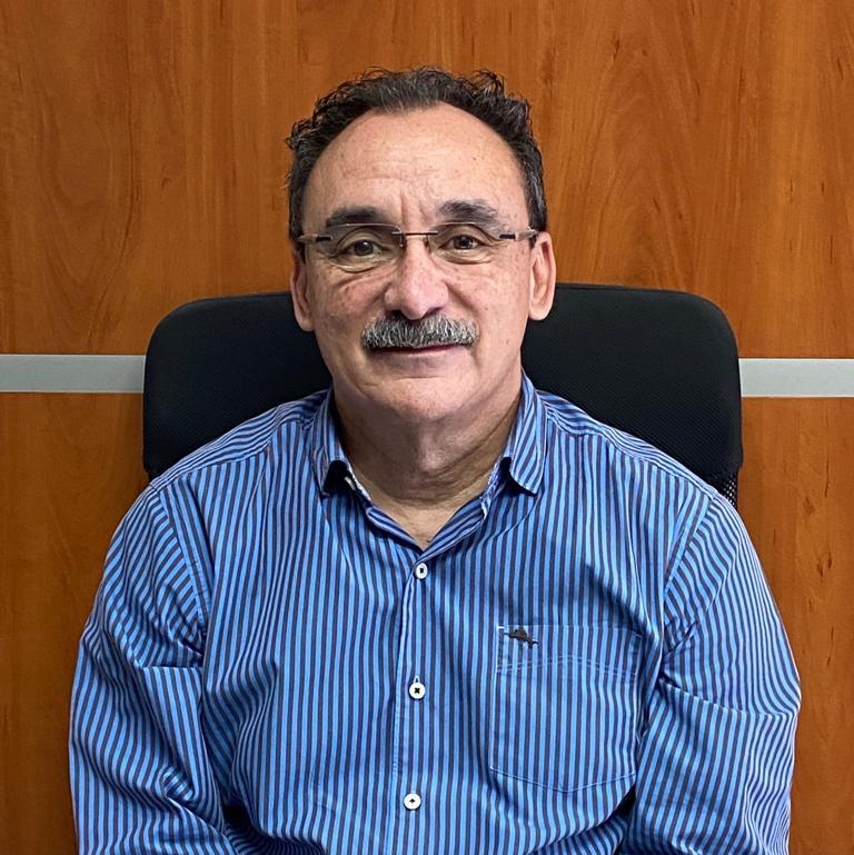 photo of agent, Estuardo Rosales