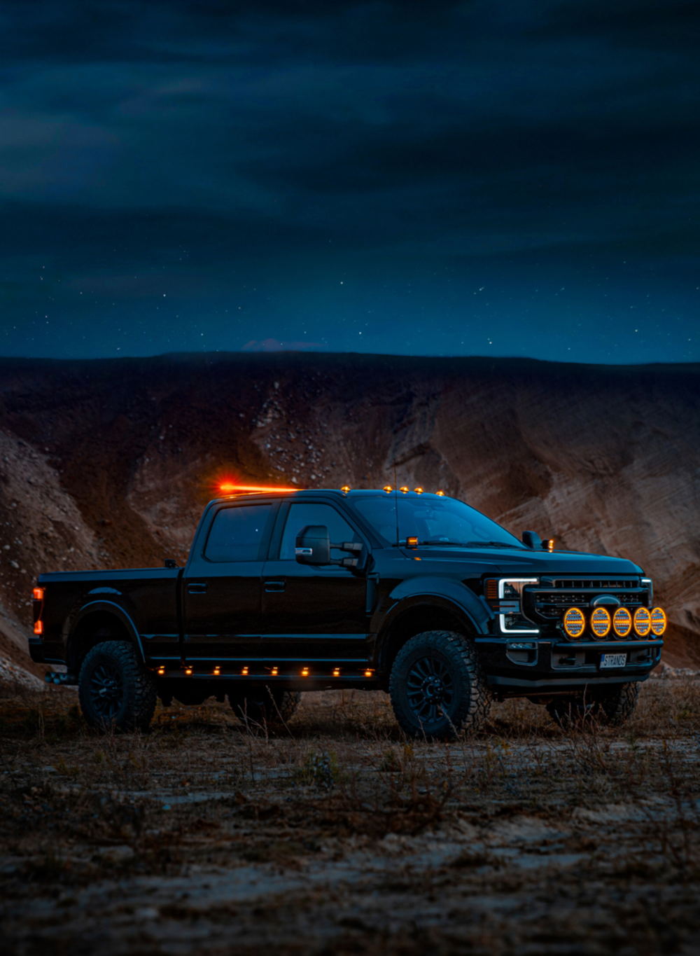 fordwallpaper-750x1024.jpg