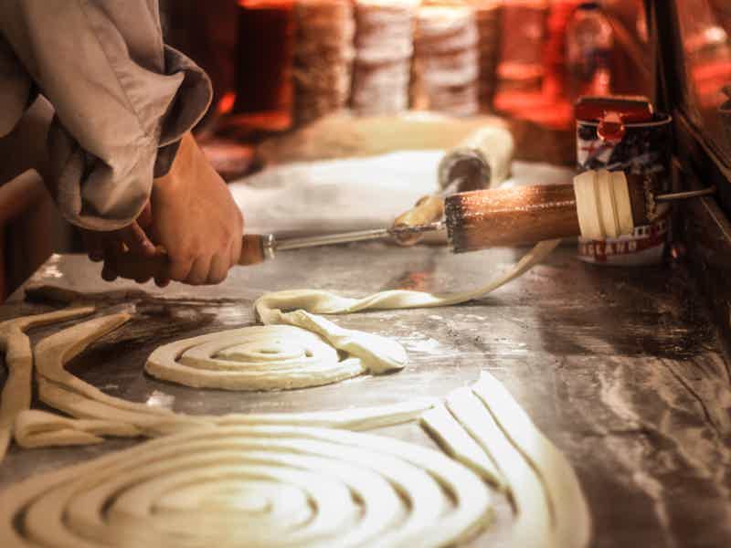 Hungarian Chimney Cake Workshop - photo 2
