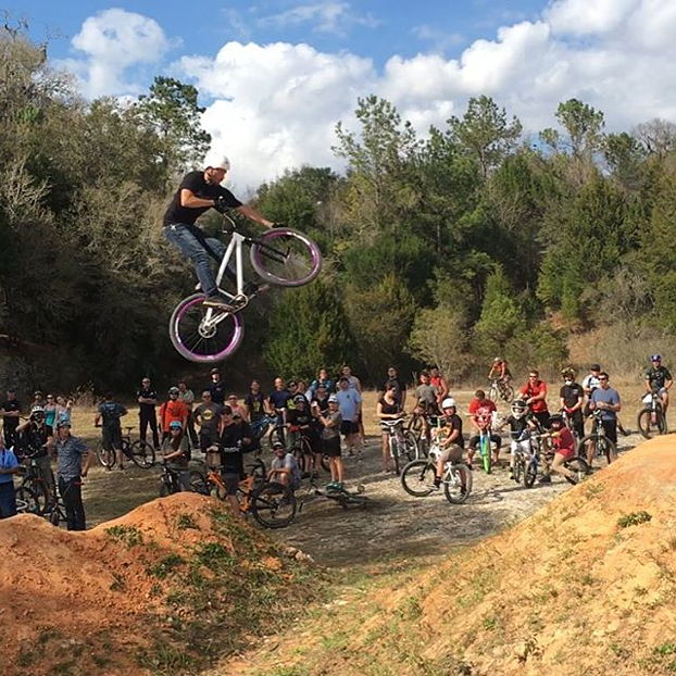 Tire grab out in the Vortex Pit, Santos during Fat Tire Fest 2016. 