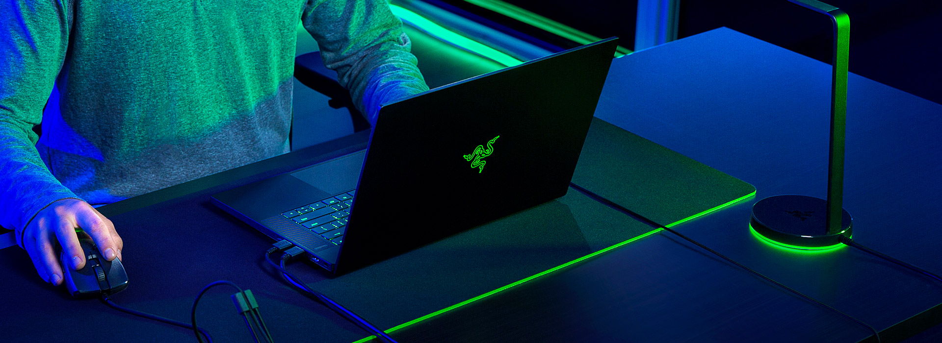 第 13 世代 INTEL® CORE™ i7 プロセッサー