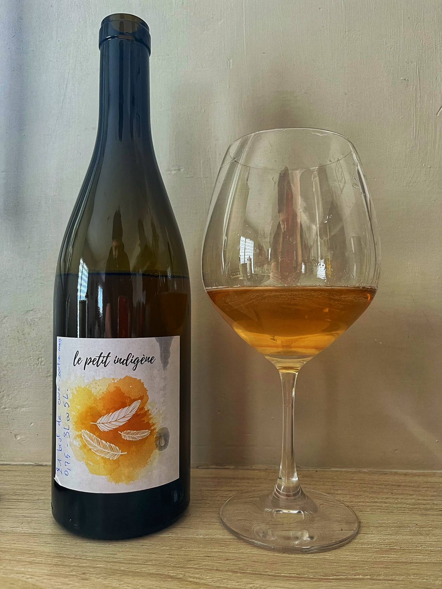 France, vin nature, rawwine, organic wine, vin bio, vin sans intrants, vin sans souffre, vin sans sulfites ajoutés, bistro brute, vin rouge, vin blanc, rouge, blanc, vin propre, vigneron, domaine bio, biodynamie, vigneron nature, vin biodynamique, bistro brute, Quimper, Finistère, les safres bleus, axel chambert, rhône sud, le petit indigène, le diablotin, la cuvée du minot, la romanette