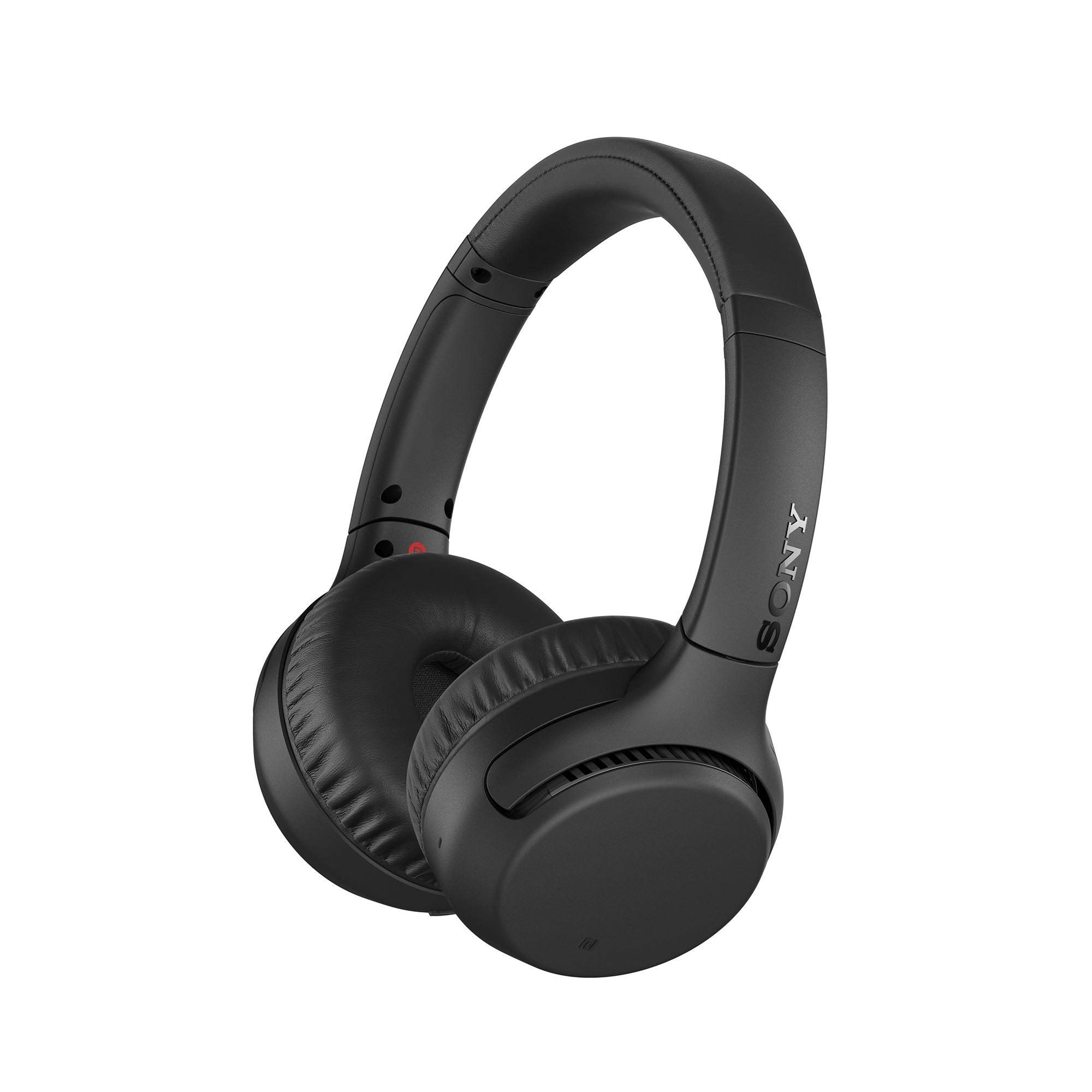 JBL Live 400BT vs Sony WH-XB700 - Slant