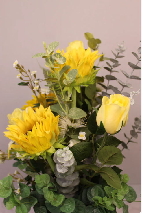 Real Touch Sunflower Bouquet '88' - Image 11