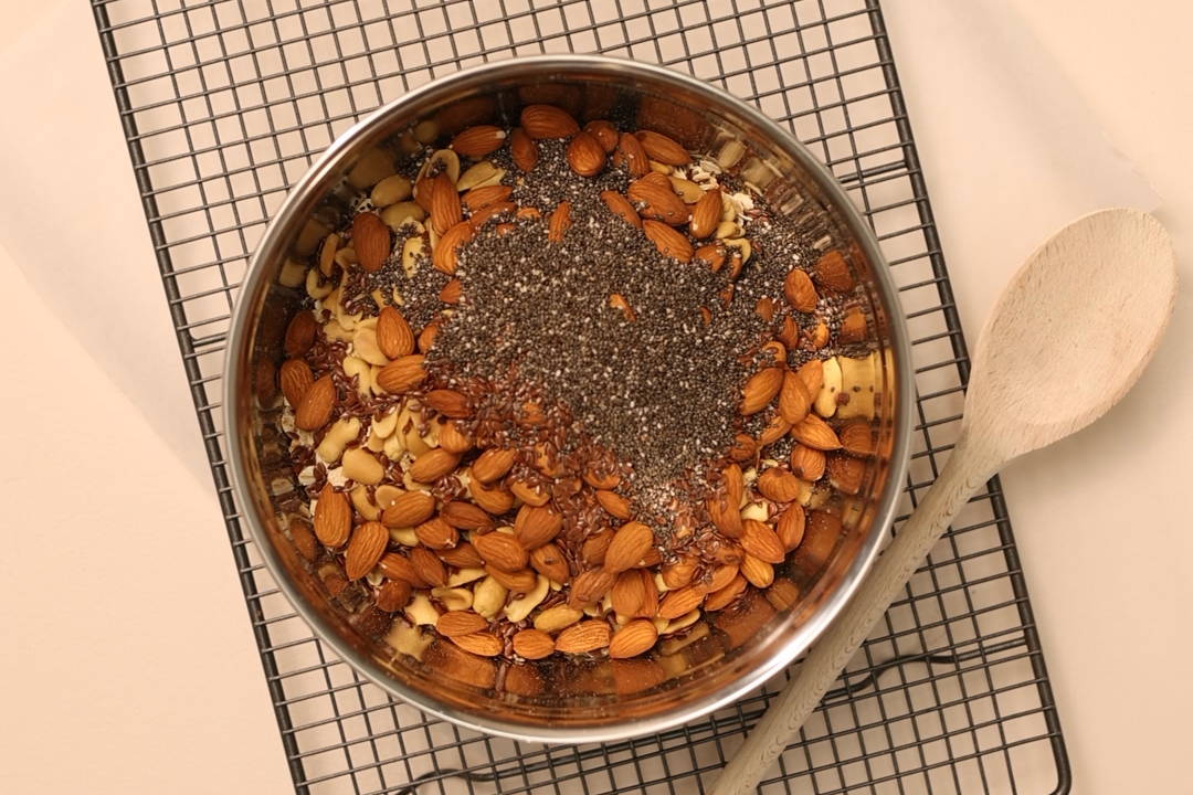 Jazz Apple Granola Recipe | Minimax