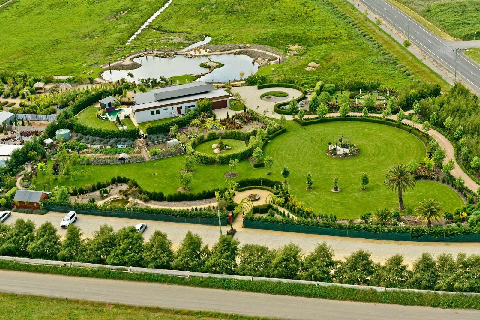 The Garden Table at Glebe Gardens Voucher - Image 10