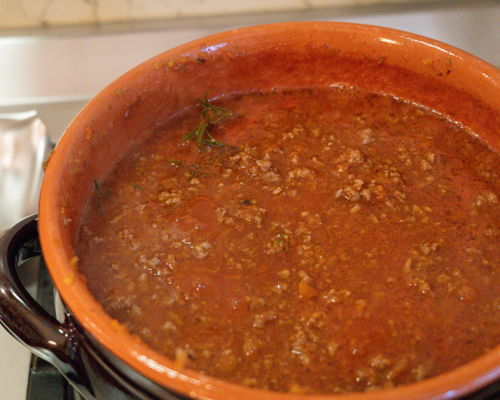 Cooking classes Bologna: Ragù masterclass: ragù cooking class at Roberta’s home
