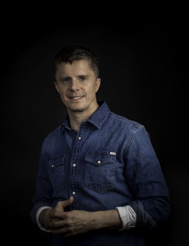Morten  Holst