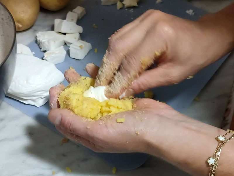 Corsi di cucina Palermo: Arancine e Cannolo scomposto: tutto il sapore della Sicilia