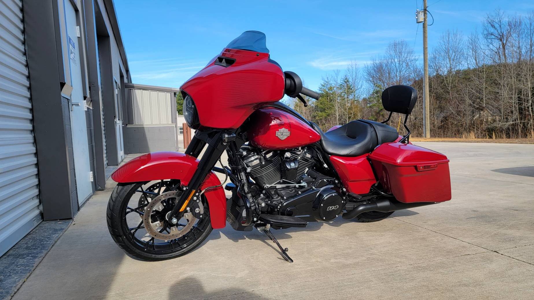 HARLEYDAVIDSON STREET GLIDE SPECIAL for rent near Sweetwater, TN