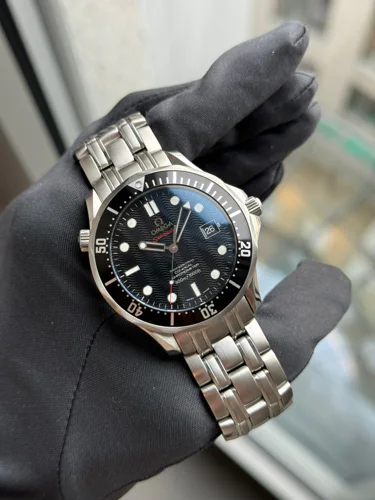 Omega Seamaster Diver 300 M Box and papers 2011