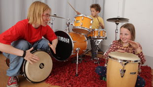 das klingende museum berlin kinder trommeln