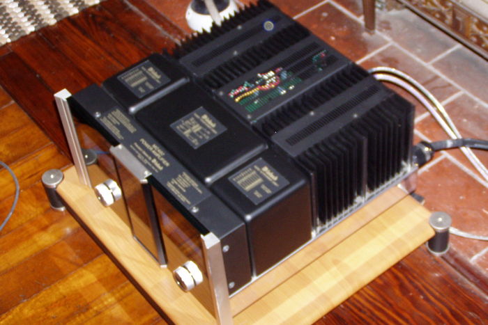 McIntosh MC402/MC 402/Mc-402 amplifier