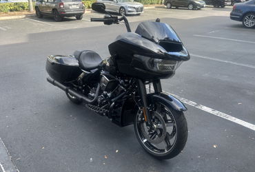 2024 HARLEY-DAVIDSON ROAD GLIDE motorcycle for rent near St. Petersburg, FL