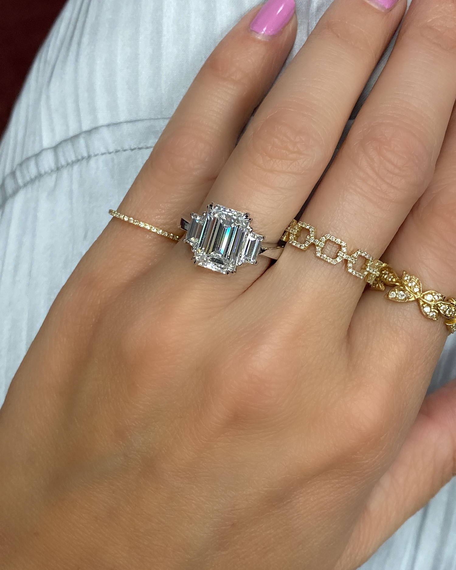 Miss Diamond Ring 3 Carat 4 Carat Emerald Diamond Engagement Ring