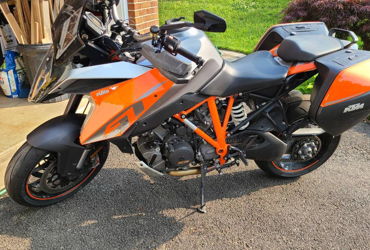 2016 KTM 1290 SUPER ADVENTURE motorcycle for rent near Springfield, VA