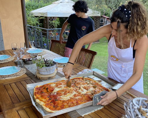 Cooking classes Rome: Unique dining experience, homemade pizza and desserts