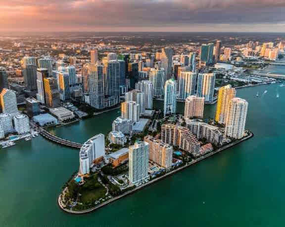 USA tariffs on UK diamond jewellery explained. Pobjoy Diamonds.