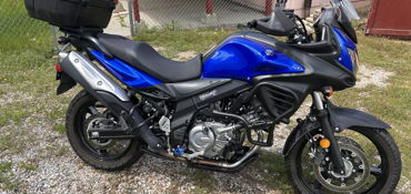 2013 SUZUKI V-STROM 650 motorcycle for rent near Casper, WY