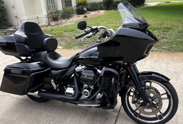 2019 HARLEY-DAVIDSON ROAD GLIDE motorcycle for rent near DeBary , FL