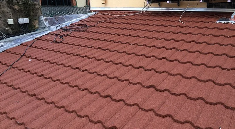 Rénovation d’une toiture en tuiles métalliques à Menton — photo 16 sur 27 — CEG TOITURE