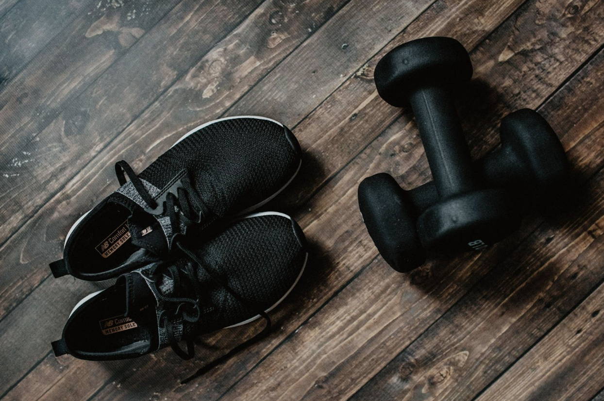 Shoes and Weights: Easy Exercise Tips