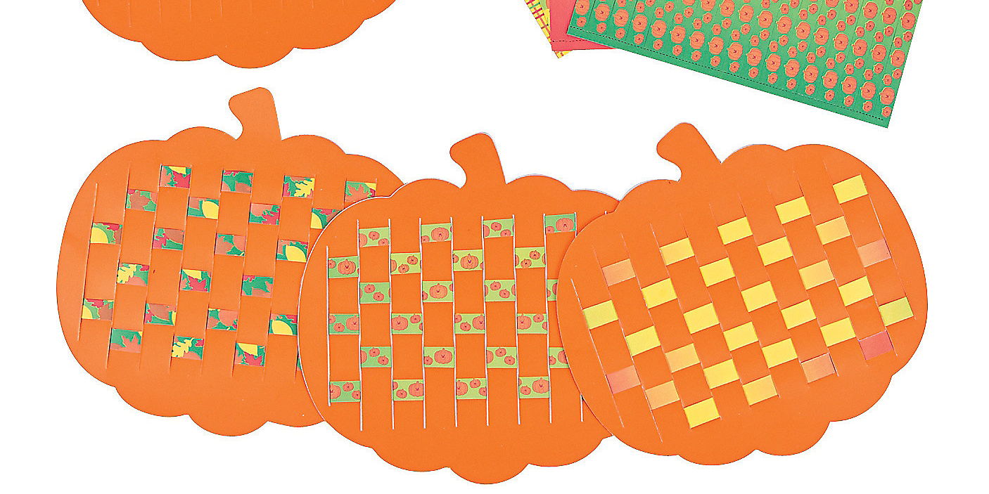 Free Pumpkin Craft at sweetFrog Catonsville promotional image