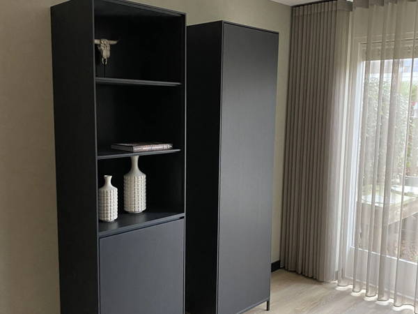 Wandkasten op maat, klantproject Houtenmeubelshop