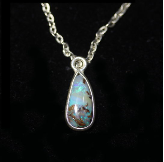 Opal Pendant 4109