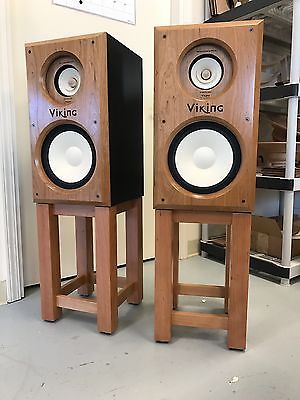 Complete reference loudspeaker solution in solid wood with unique acoustic innovations