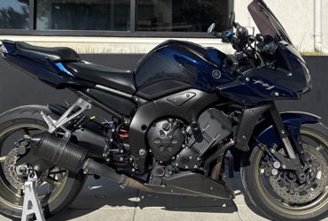 2009 YAMAHA FZ1 motorcycle for rent near Elk Grove, CA