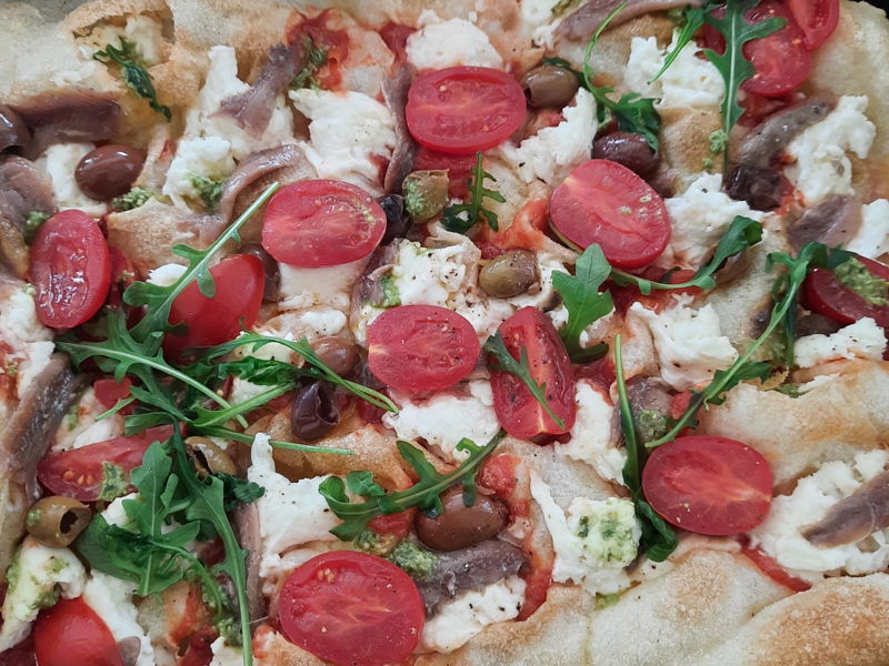 Cursos de cocina Mirabella Eclano: Manos a la obra: pizza al horno campana