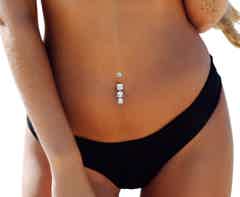 Three stone lab diamond dangly belly ring - Pobjoy Diamonds