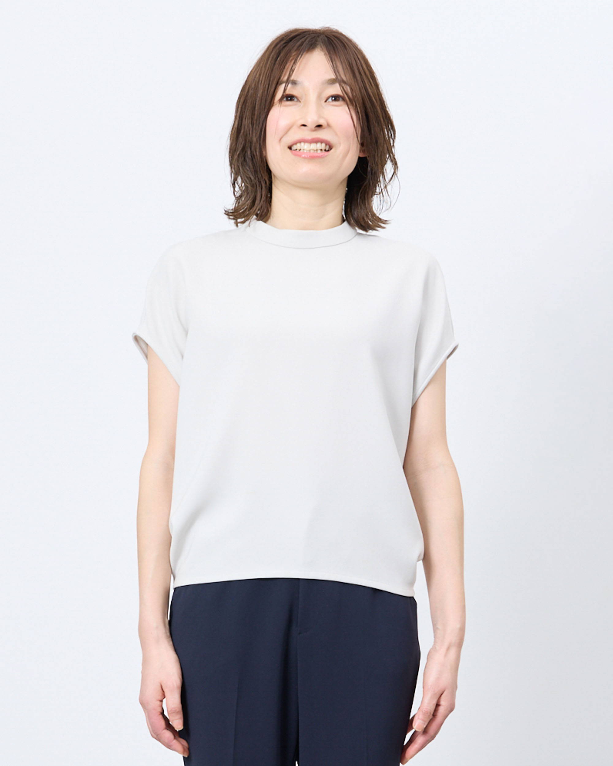 スタンドカラーコクーンブラウス着用レビュー