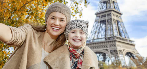 Through Paris: Private Pontoon Boat Guided Seine River Walk